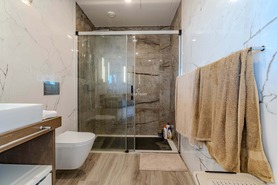 Moradia T2 - Arco da Calheta, Calheta (Madeira), Ilha da Madeira - Miniatura: 12/39