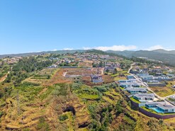 Moradia T3 - Prazeres, Calheta (Madeira), Ilha da Madeira - Miniatura: 22/28