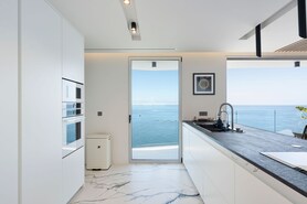 Moradia T4 - Arco da Calheta, Calheta (Madeira), Ilha da Madeira - Miniatura: 71/110