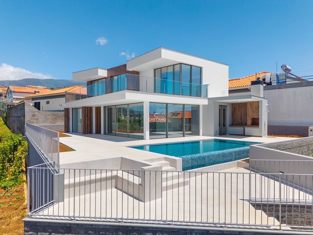 Moradia T3 - Canhas, Ponta do Sol, Ilha da Madeira - Imagem grande