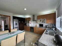 Apartamento T3 - Ponta Delgada, Ponta Delgada, Ilha de S.Miguel - Miniatura: 6/17