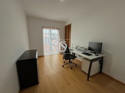 Apartamento T3 - Ponta Delgada, Ponta Delgada, Ilha de S.Miguel - Miniatura: 16/17