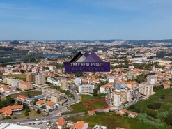 Terreno Urbano - Oliveira do Douro, Vila Nova de Gaia, Porto