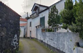 Moradia T4 - Santo Ant�nio, S�o Roque do Pico, Ilha do Pico