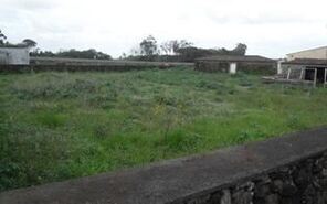 Terreno R�stico - Fontinhas, Praia da Vit�ria, Ilha Terceira - Miniatura: 1/20