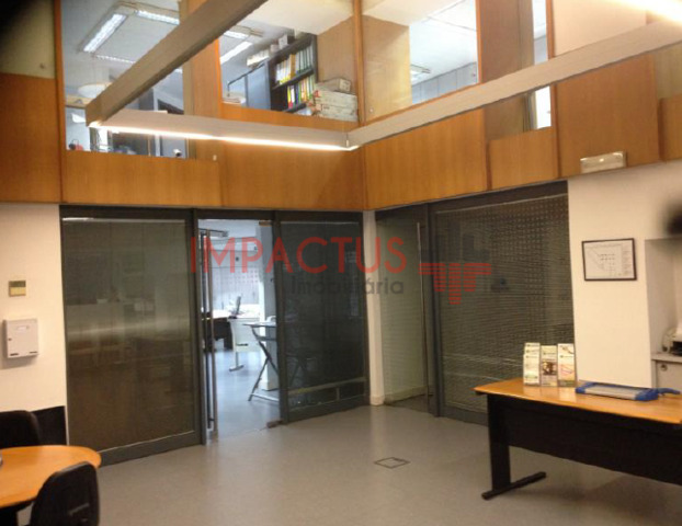 Loja - Mafamude, Vila Nova de Gaia, Porto - Imagem grande