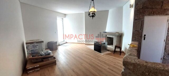Moradia T1 - Vilar de Pinheiro, Vila do Conde, Porto - Imagem grande