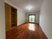 Apartamento T3 - Vila Nova de Famalic�o, Vila Nova de Famalic�o, Braga - Miniatura: 1/9