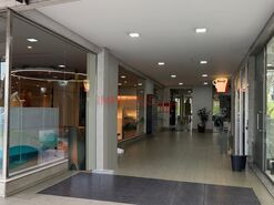 Escrit�rio - Bougado, Trofa, Porto