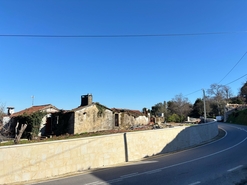 Moradia T3 - Rebord�es de Santa Maria, Ponte de Lima, Viana do Castelo - Miniatura: 8/27