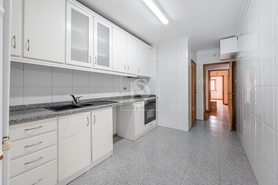 Apartamento T2 - S�o Mamede de Infesta, Matosinhos, Porto - Miniatura: 5/25