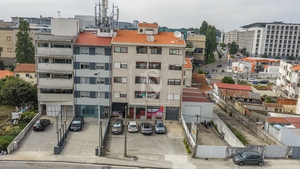 Apartamento T2 - S�o Mamede de Infesta, Matosinhos, Porto - Miniatura: 23/25