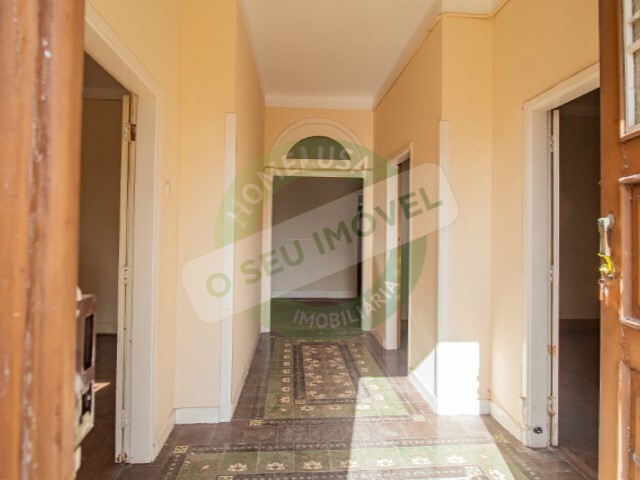 Moradia > T6 - S� Nova, Coimbra, Coimbra - Imagem grande