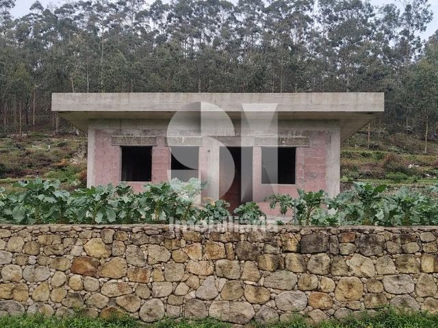 Terreno Urbano T1 - Escariz, Arouca, Aveiro - Imagem grande