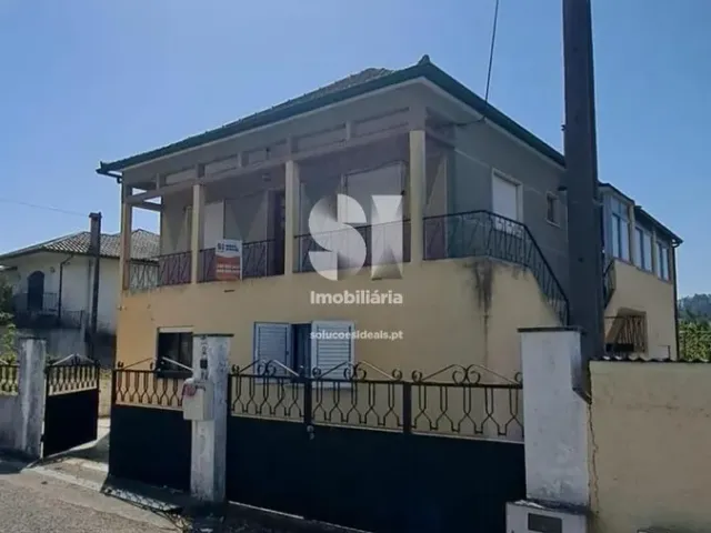 Moradia T4 - Almagreira, Vila do Porto, Ilha de Santa Maria