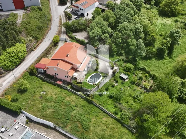 Moradia T0 - Adoufe e Vilarinho de Samard�, Vila Real, Vila Real - Miniatura: 48/49