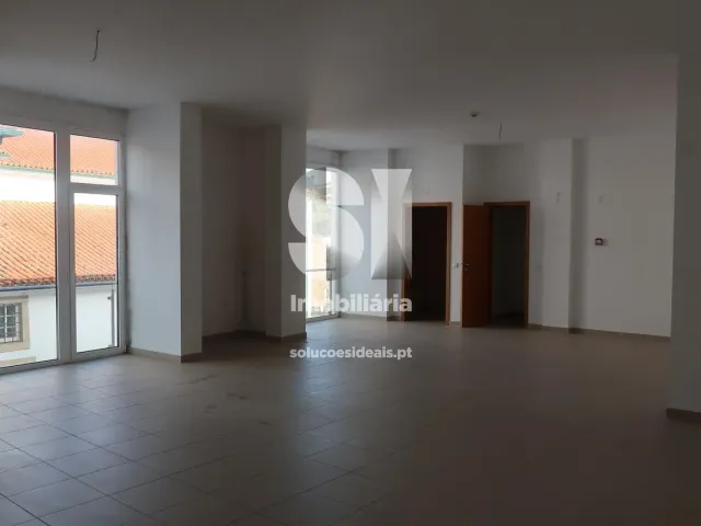 Escrit�rio T0 - Arganil, Arganil, Coimbra - Miniatura: 13/16