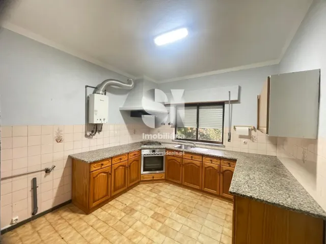 Moradia T4 - Ega, Condeixa-a-Nova, Coimbra - Miniatura: 10/34