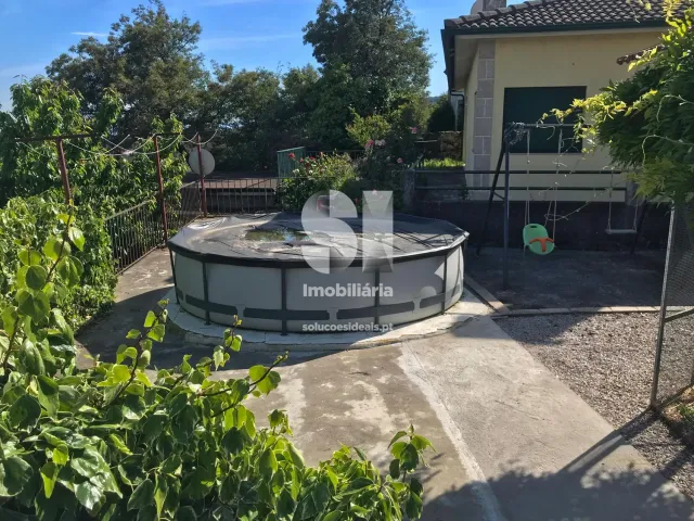 Moradia - Adoufe e Vilarinho de Samard�, Vila Real, Vila Real - Miniatura: 11/49