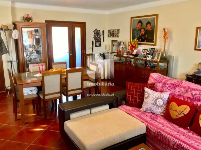 Moradia - Adoufe e Vilarinho de Samard�, Vila Real, Vila Real - Miniatura: 28/49