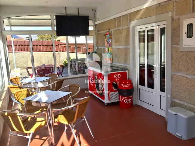 Moradia - Adoufe e Vilarinho de Samard�, Vila Real, Vila Real - Miniatura: 46/49