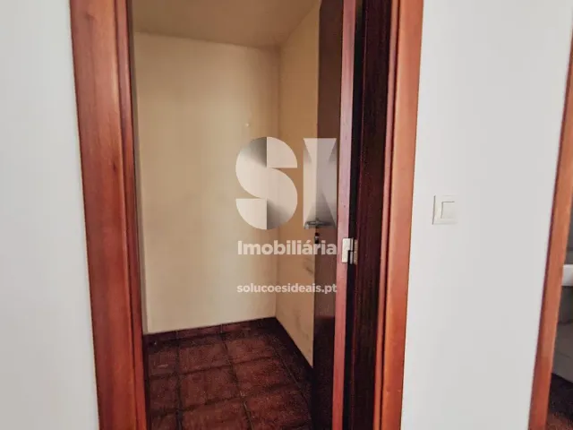 Com�rcio T0 - Viseu, Viseu, Viseu - Miniatura: 6/15