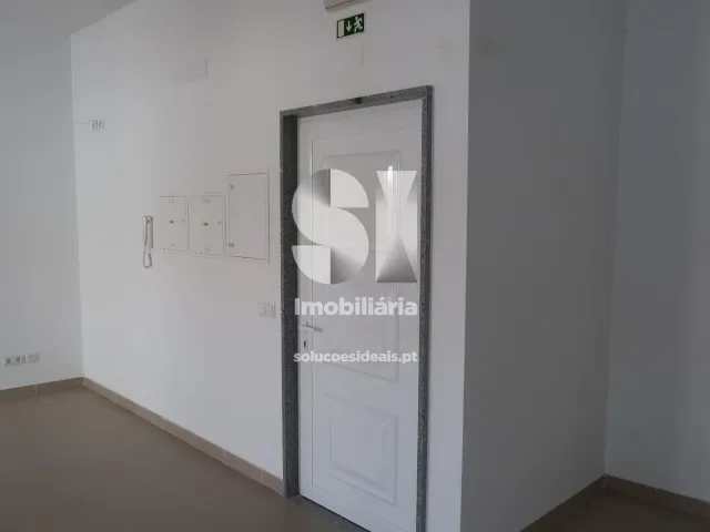 Escrit�rio T0 - Arganil, Arganil, Coimbra - Miniatura: 14/16