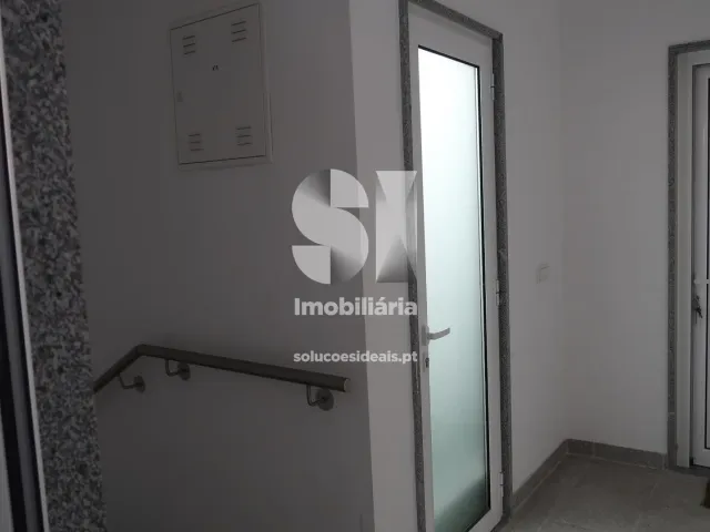 Escrit�rio T0 - Arganil, Arganil, Coimbra - Miniatura: 15/16