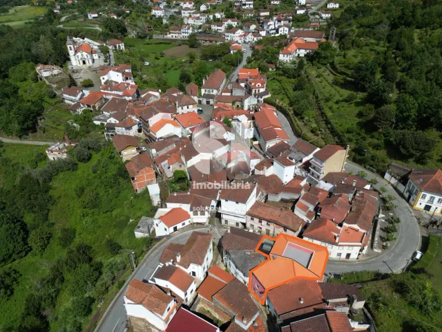 Pr�dio T0 - Vila Cova do Alva, Arganil, Coimbra - Miniatura: 3/38