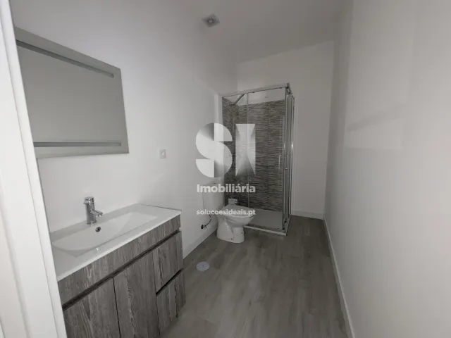 Pr�dio T0 - Vila Cova do Alva, Arganil, Coimbra - Miniatura: 11/38