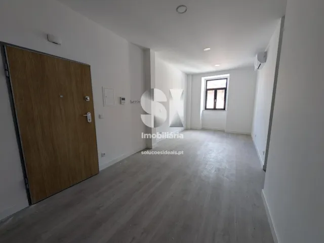 Pr�dio T0 - Vila Cova do Alva, Arganil, Coimbra - Miniatura: 12/38