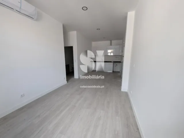 Pr�dio T0 - Vila Cova do Alva, Arganil, Coimbra - Miniatura: 13/38