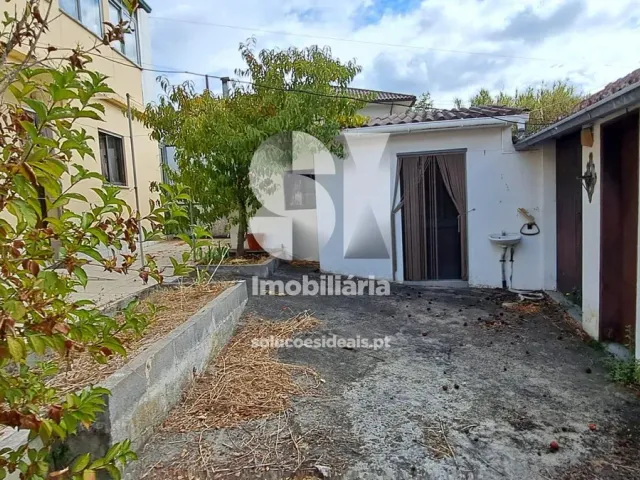 Moradia T4 - Almagreira, Vila do Porto, Ilha de Santa Maria - Miniatura: 14/19