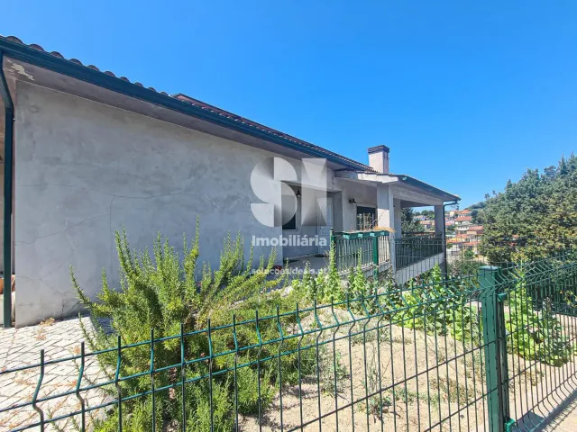 Moradia T3 - Couto de Baixo, Viseu, Viseu - Miniatura: 8/38