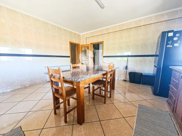 Moradia T3 - Couto de Baixo, Viseu, Viseu - Miniatura: 14/38