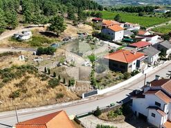 Moradia T2 - Favaios, Alij�, Vila Real - Miniatura: 43/44