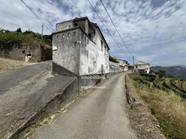 Moradia T2 - Sever, Santa Marta de Penagui�o, Vila Real - Imagem grande