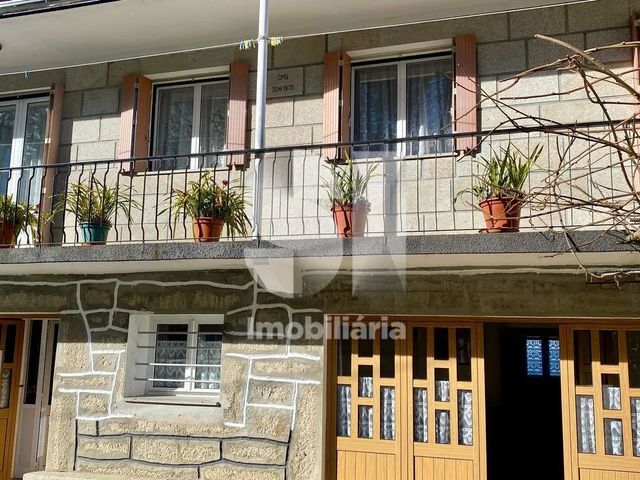 Moradia T5 - N�o Definido, N�o Definido, N�o Definido - Imagem grande