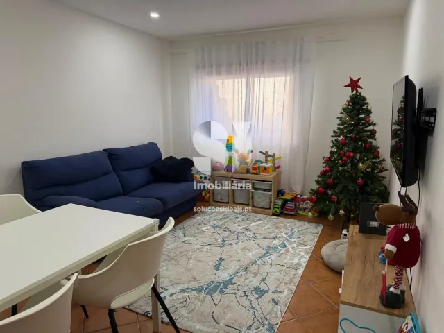 Apartamento T2 - Marinha Grande, Marinha Grande, Leiria