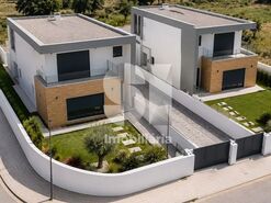 Moradia T4 - N�o Definido, N�o Definido, N�o Definido