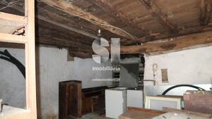 Moradia T2 - São Martinho da Cortiça, Arganil, Coimbra - Miniatura: 1/31