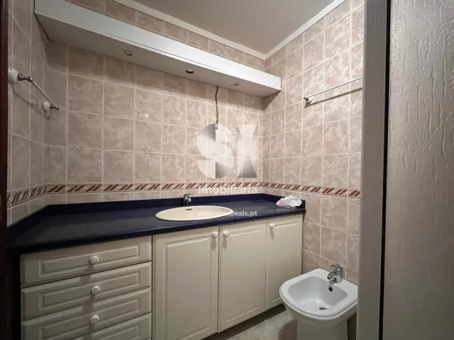 Apartamento T4 - Arroios, Vila Real, Vila Real - Miniatura: 27/37