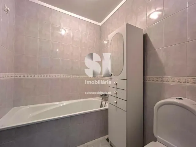 Apartamento T4 - Arroios, Vila Real, Vila Real - Miniatura: 33/37