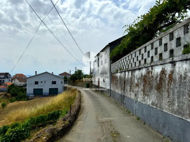 Moradia T2 - Sever, Santa Marta de Penagui�o, Vila Real - Miniatura: 2/11