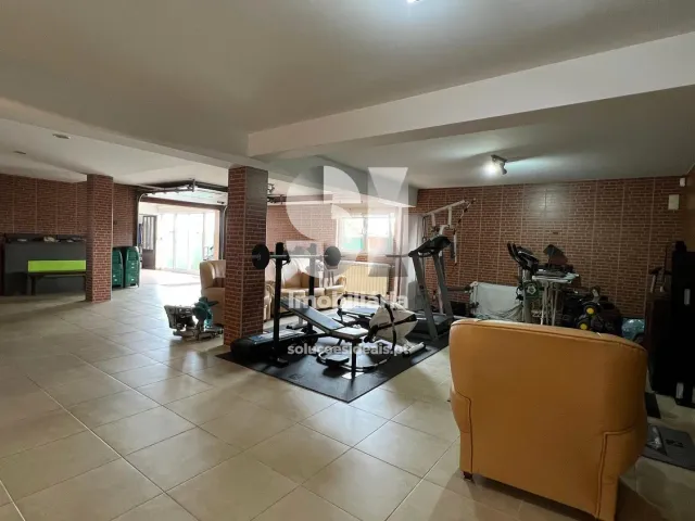 Moradia T6 - Vieira de Leiria, Marinha Grande, Leiria - Miniatura: 34/43