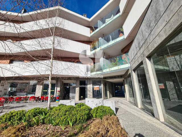 Com�rcio T0 - Viseu, Viseu, Viseu - Miniatura: 4/13