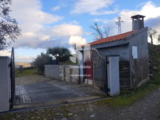 Terreno Urbano T0 - Vilarinho de S�o Rom�o, Sabrosa, Vila Real - Miniatura: 1/7