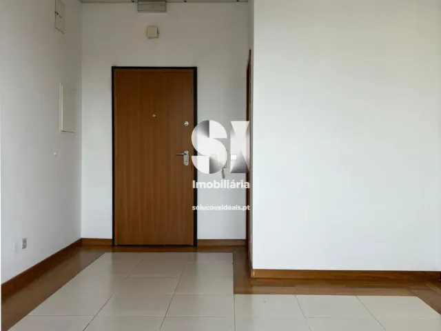 Escrit�rio T0 - Coimbra, Coimbra, Coimbra - Miniatura: 1/8