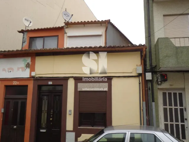 Moradia T5 - P�voa de Varzim, P�voa de Varzim, Porto - Miniatura: 1/2