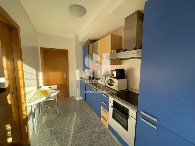 Apartamento T2 - Santo Ant�nio dos Olivais, Coimbra, Coimbra - Miniatura: 9/17